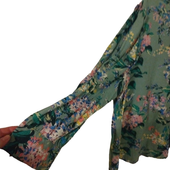 Lauren Conrad Floral Button Accented Peasant Top Plus Size XXL - Picture 5 of 11